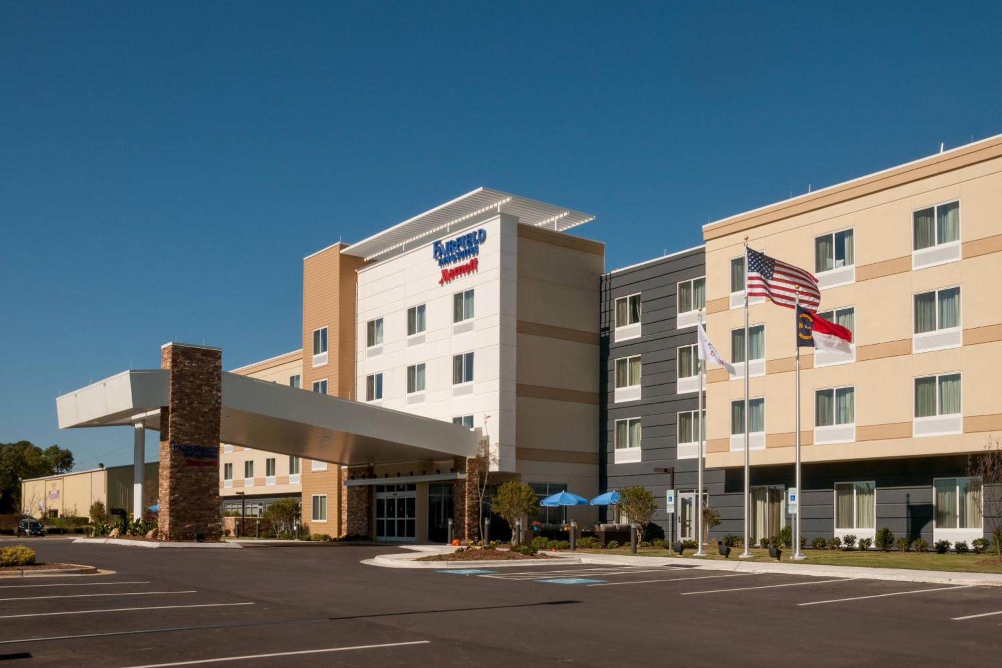 Fairfield Inn & Suites By Marriott Fayetteville North Exterior foto